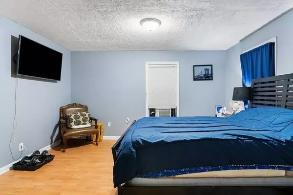 169 River St, Haverhill, MA 01832