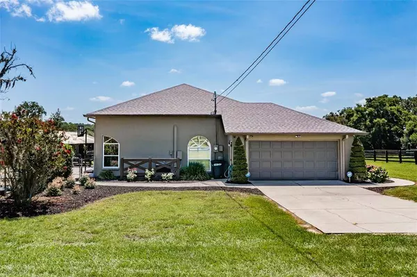 8600 FORT KING RD, Zephyrhills, FL 33541