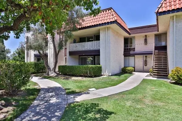 6878 Navajo Road #78, San Diego, CA 92119