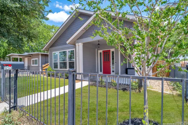 1233 BURNET ST, San Antonio, TX 78202-2416