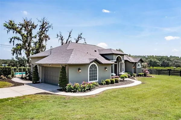 8600 FORT KING RD, Zephyrhills, FL 33541