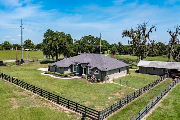 8600 FORT KING RD, Zephyrhills, FL 33541