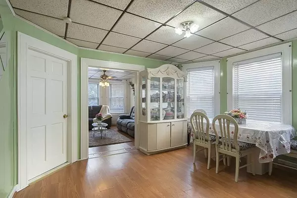 22-24 Whitman St, Lawrence, MA 01841