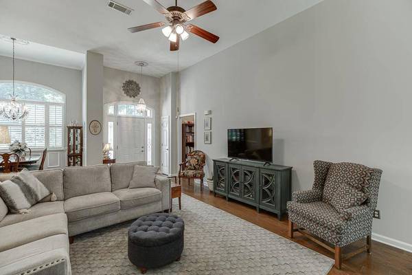 5019 Weatherstone, Buford, GA 30519