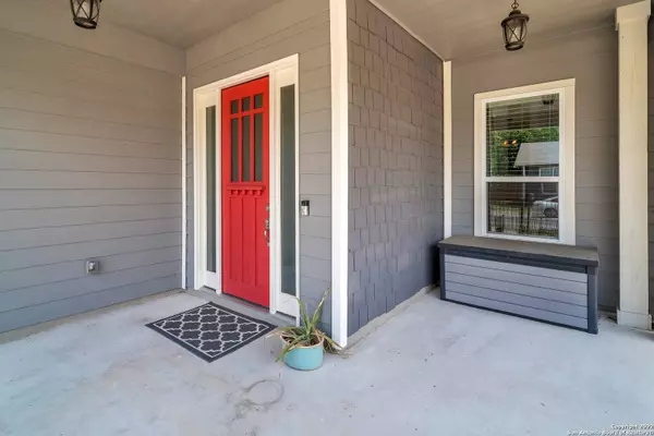 1233 BURNET ST, San Antonio, TX 78202-2416