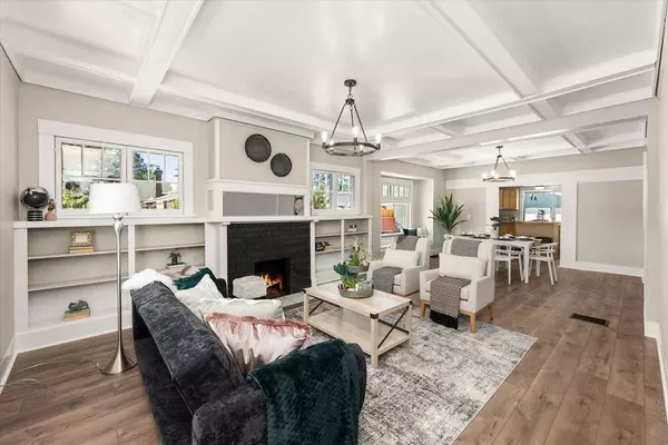 829 E Olympic Ave, Spokane, WA 99207