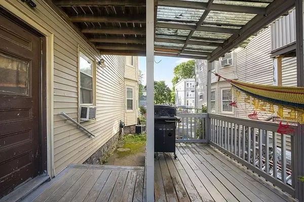 22-24 Whitman St, Lawrence, MA 01841