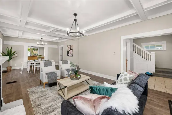 829 E Olympic Ave, Spokane, WA 99207