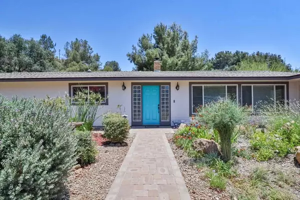 11728 Johnson Lake Rd, Lakeside, CA 92040