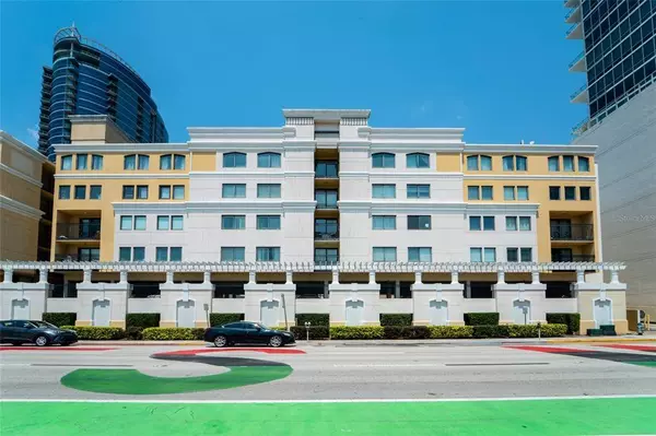 151 E WASHINGTON ST #625, Orlando, FL 32801