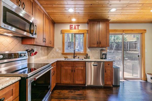 1133 Regency Way, Tahoe Vista, CA 96148