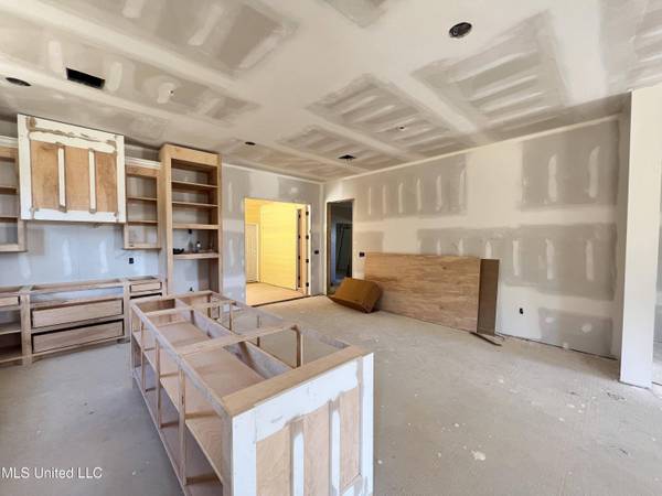 1005 Crepe Myrtle Drive, Brandon, MS 39047