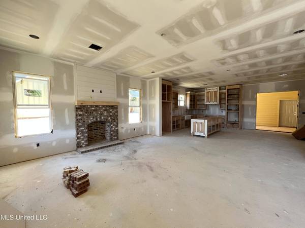 1005 Crepe Myrtle Drive, Brandon, MS 39047