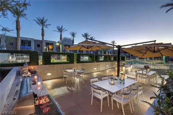 353 E BONNEVILLE Avenue #353, Las Vegas, NV 89101