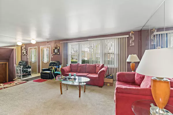 3521 Birchwood DR, Hazel Crest, IL 60429