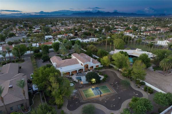 7475 E Jackrabbit Rd, Scottsdale, AZ 85250