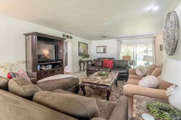 1266 KIMBRO DR, Baton Rouge, LA 70808