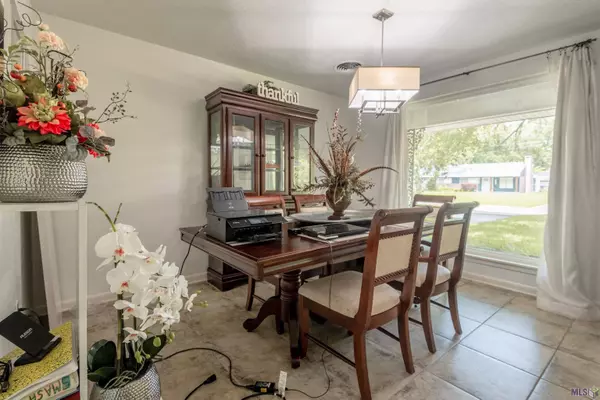 1266 KIMBRO DR, Baton Rouge, LA 70808