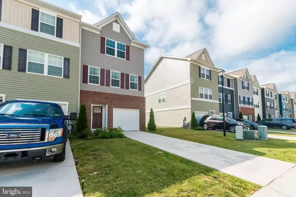 190 MAGELLAN DR, Martinsburg, WV 25404