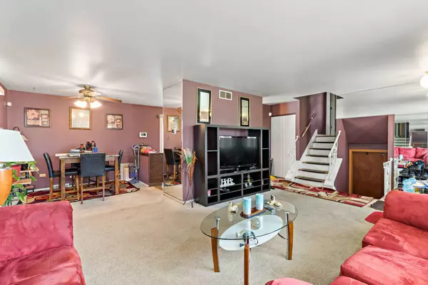 3521 Birchwood DR, Hazel Crest, IL 60429