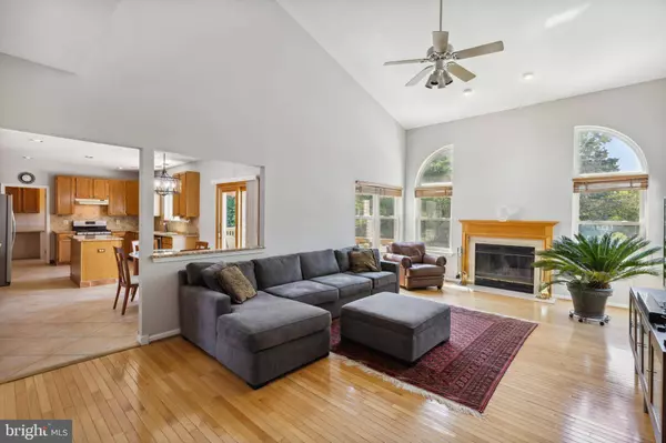 20 DOWNING LN, Voorhees, NJ 08043