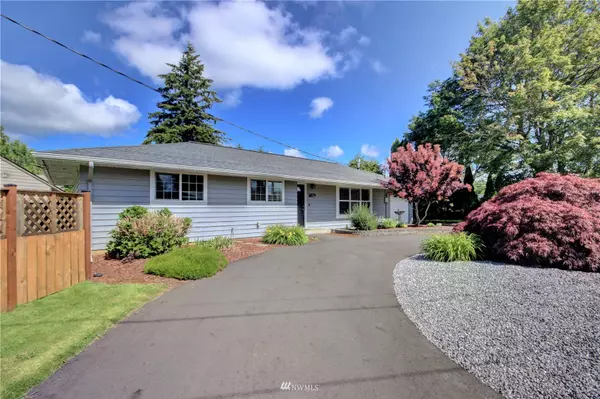 5879 Madrona DR, Ferndale, WA 98248