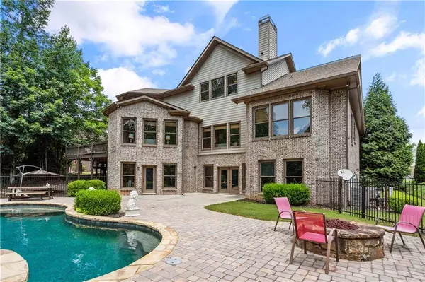2315 Manor Creek CT