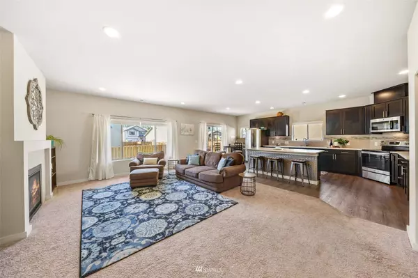 1513 Couls AVE, Buckley, WA 98321