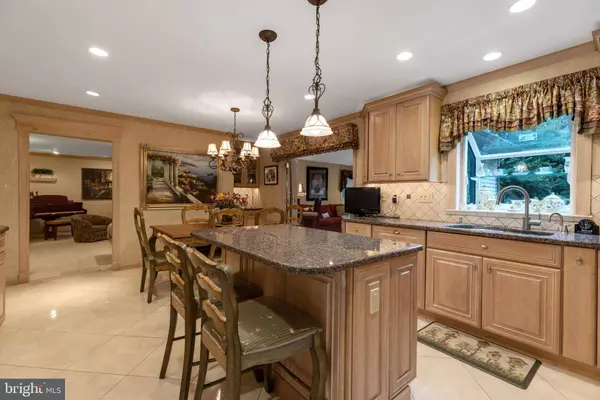 506 ARTHUR DR, Cherry Hill, NJ 08003