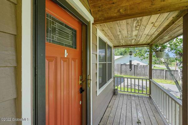 337 Barker Rd, Gloversville, NY 12078