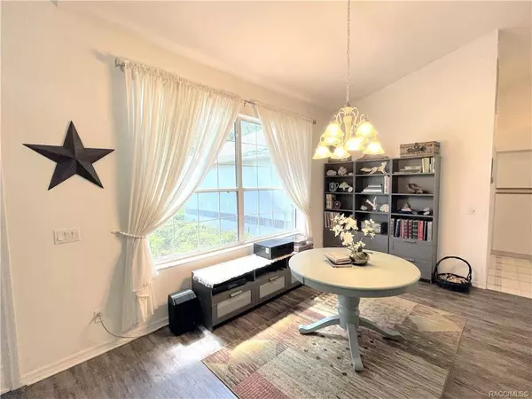 240 N Country Club DR, Crystal River, FL 34429