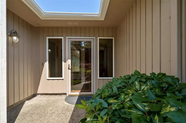 21715 115th Street Ct E, Bonney Lake, WA 98391