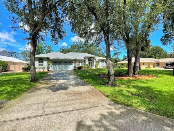 240 N Country Club DR, Crystal River, FL 34429