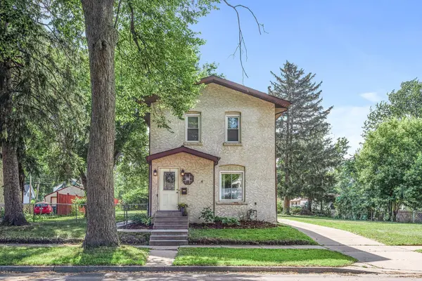 1023 Stryker AVE, West Saint Paul, MN 55118