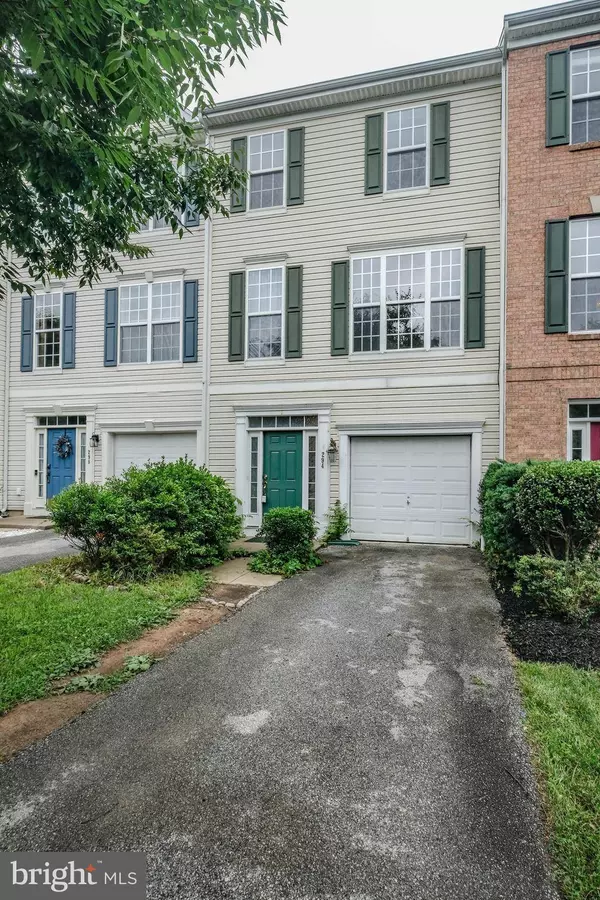 294 STARKEYS LNDG, Shepherdstown, WV 25443