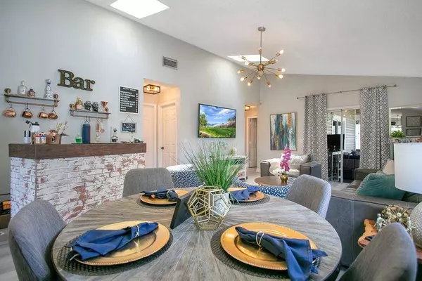 124 MEADOW BLVD, Sanford, FL 32771