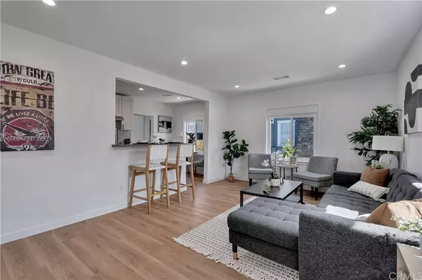 929 N Sunset AVE, Azusa, CA 91702