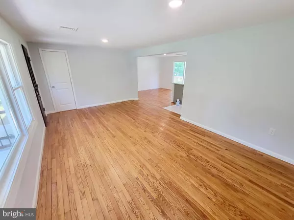 10418 RIFLE RANGE RD, Bridgeville, DE 19933