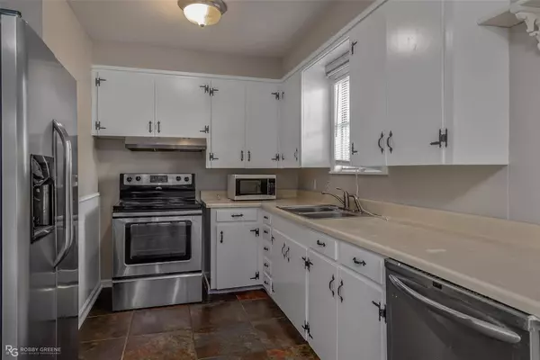 4215 Paul Street, Bossier City, LA 71112