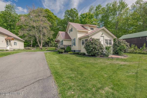 112 S Shore RD, Edinburg, NY 12134