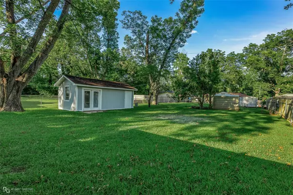 4215 Paul Street, Bossier City, LA 71112