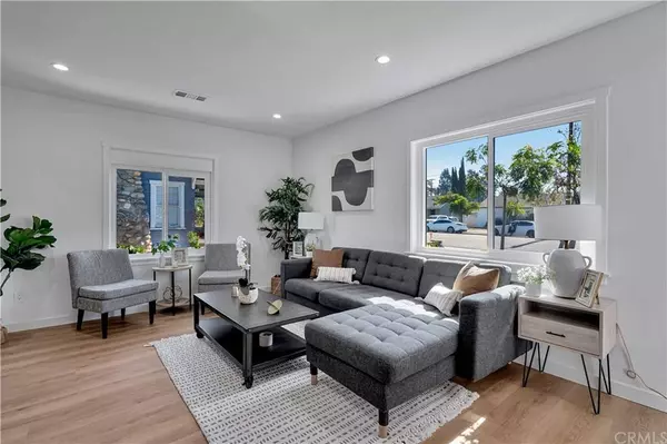 929 N Sunset AVE, Azusa, CA 91702