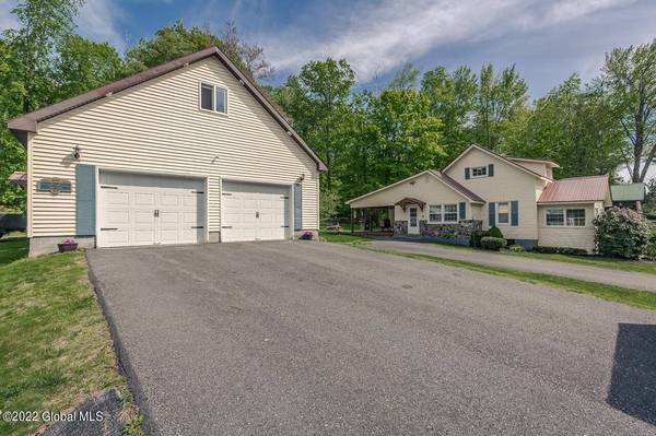 112 S Shore RD, Edinburg, NY 12134