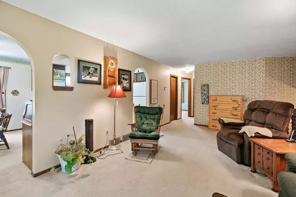 21001 Kenyon ST NE, East Bethel, MN 55011