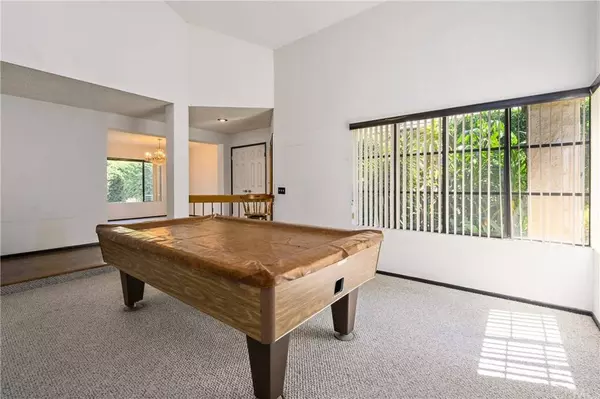 23 Abeto, Irvine, CA 92620