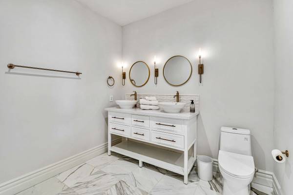 7475 E Jackrabbit Rd, Scottsdale, AZ 85250