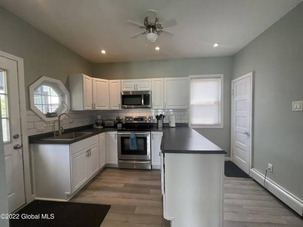 239 Main  ST, Florida, NY 12069