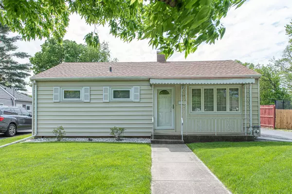 917 Westshire DR, Joliet, IL 60435