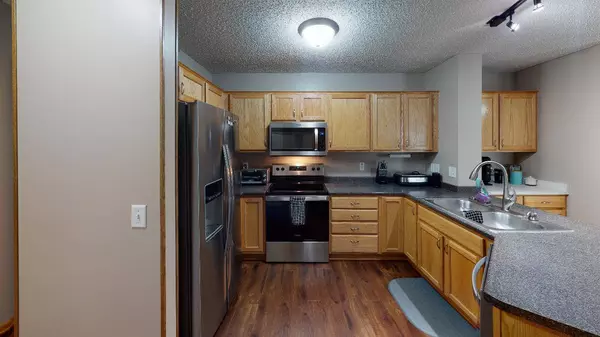 18083 Vance CIR NW, Elk River, MN 55330