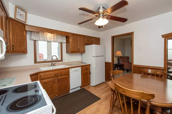 917 Westshire DR, Joliet, IL 60435